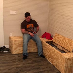 Meet your Posher, Aaron